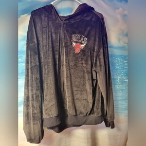 Chicago Bulls NWT Black‎ Velour Ladies Track Jacket Size XXL